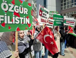 Türkiye'deki Üniversite Öğrencileri Avrupa ve Amerika'da Filistin İçin Düzenlenen Protestolara Destek Verdi
