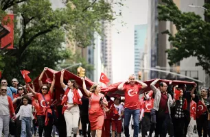 New York'ta 41. Türk Günü Yürüyüşü ve Festivali Coşkuyla Kutlandı