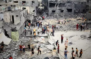 Refah'ta Sıkışan 1,5 Milyon Filistinli için Endişeli Bekleyiş Devam Ediyor